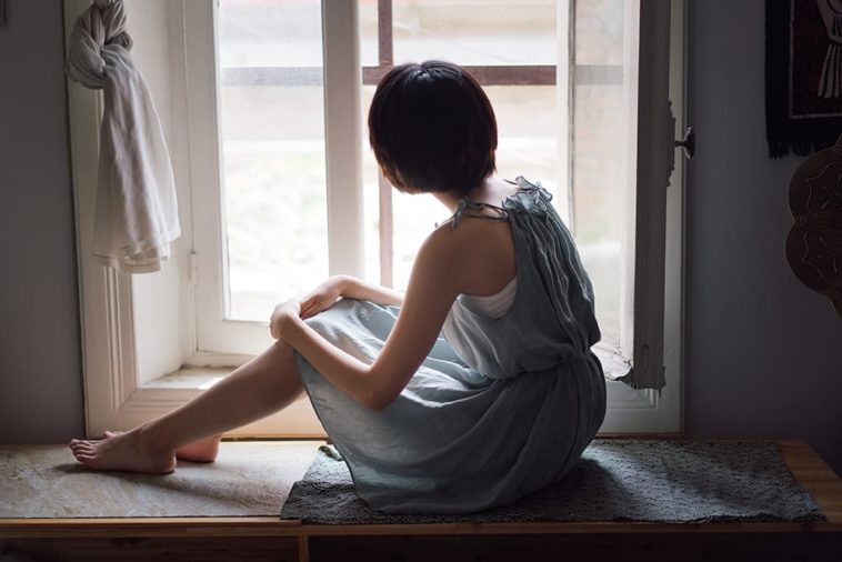 Này em, đừng mãi trông mong hạnh phúc từ những người xa lạ 13 Này em, đừng mãi trông mong hạnh phúc từ những người xa lạ
