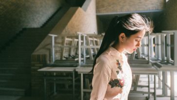 Chúc phúc người yêu cũ có người yêu mới, là lừa dối hay yêu chưa đủ nhiều?