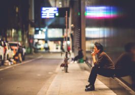 Không thể nào quên... dù người yêu cũ đã lấy chồng sinh con
