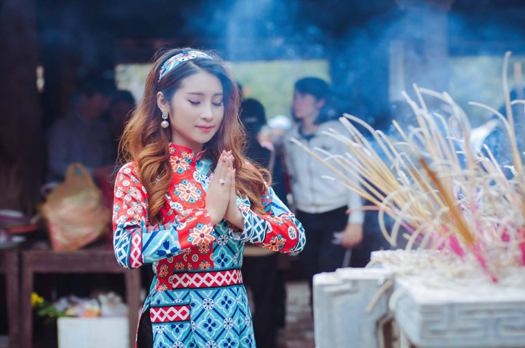 Tìm hiểu về chuyện đi lễ Ông Hoàng Bẩy chưa ai biết 13 Tìm hiểu về chuyện đi lễ Ông Hoàng Bẩy chưa ai biết