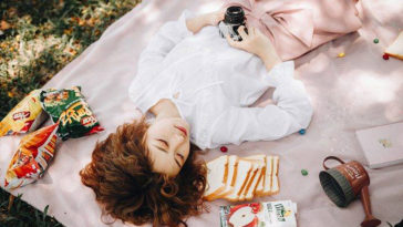 25 hay 30 tuổi, thiếu gì thì thiếu. Tuyệt đối đừng thiếu tiền