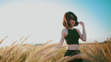 Là con gái hãy biết lúc nào cần mạnh mẽ và khi nào cần yếu đuối