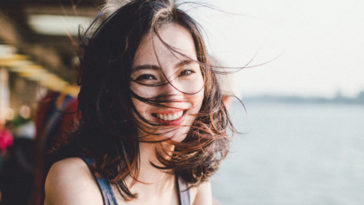 Top 3 cung hoàng đạo khiến người khác yêu ngay cái nhìn đầu tiên