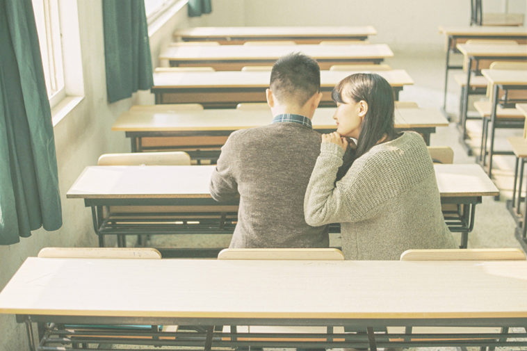 Muốn biết yêu hay không yêu, đừng nghe bằng tai mà hãy nhìn bằng mắt 13 Muốn biết yêu hay không yêu, đừng nghe bằng tai mà hãy nhìn bằng mắt