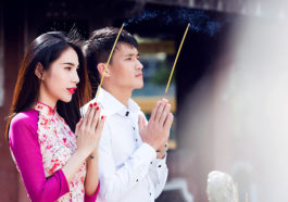 Khấn xin duyên để tình yêu - gia đình hòa hợp