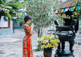 Nếu bạn còn đang chăn đơn gối chiếc thì hãy đi cầu duyên ngay thôi 4 Nếu bạn còn đang chăn đơn gối chiếc thì hãy đi cầu duyên ngay thôi