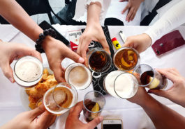 Chú không uống... là chú méo nể anh! 7 Chú không uống... là chú đéo nể anh!