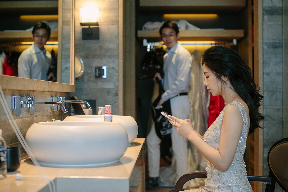 Khi vợ bạn ăn mặc đẹp, thì bạn mặc cái gì cũng vẫn sang