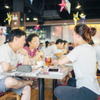 Ngồi ăn cơm mà không biết 50 phép tắc này thì nhịn luôn đi 22 Ngồi ăn cơm mà không biết 50 phép tắc này thì nhịn luôn đi