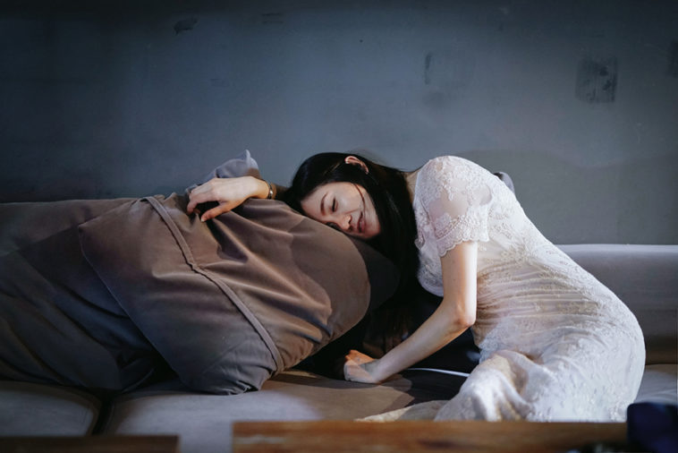 Yêu người nổi tiếng là cảm giác như thế nào? 13 Yêu người nổi tiếng là cảm giác như thế nào?