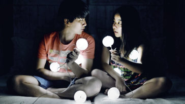 Cách đơn phương lí trí nhất là cố gắng biến tình đơn phương thành tình yêu