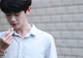 Câu chuyện về thằng bạn đồng tính luyến ái ngồi cùng bàn với tôi 4 Câu chuyện về thằng bạn đồng tính luyến ái ngồi cùng bàn với tôi