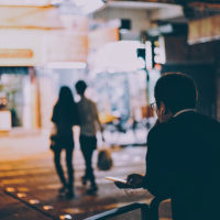 Người rời đi là người mạnh mẽ, nhưng người ở lại mới là người đáng để yêu
