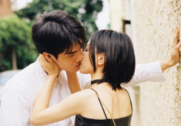 Đến một thời điểm có nhau là đủ, lãng mạn không còn quan trọng nữa